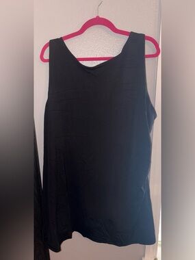 Classic Black Scoop Neck Women's Athletic Dress